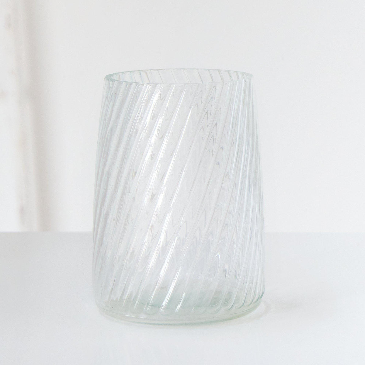 Ribbed Pattern Vase