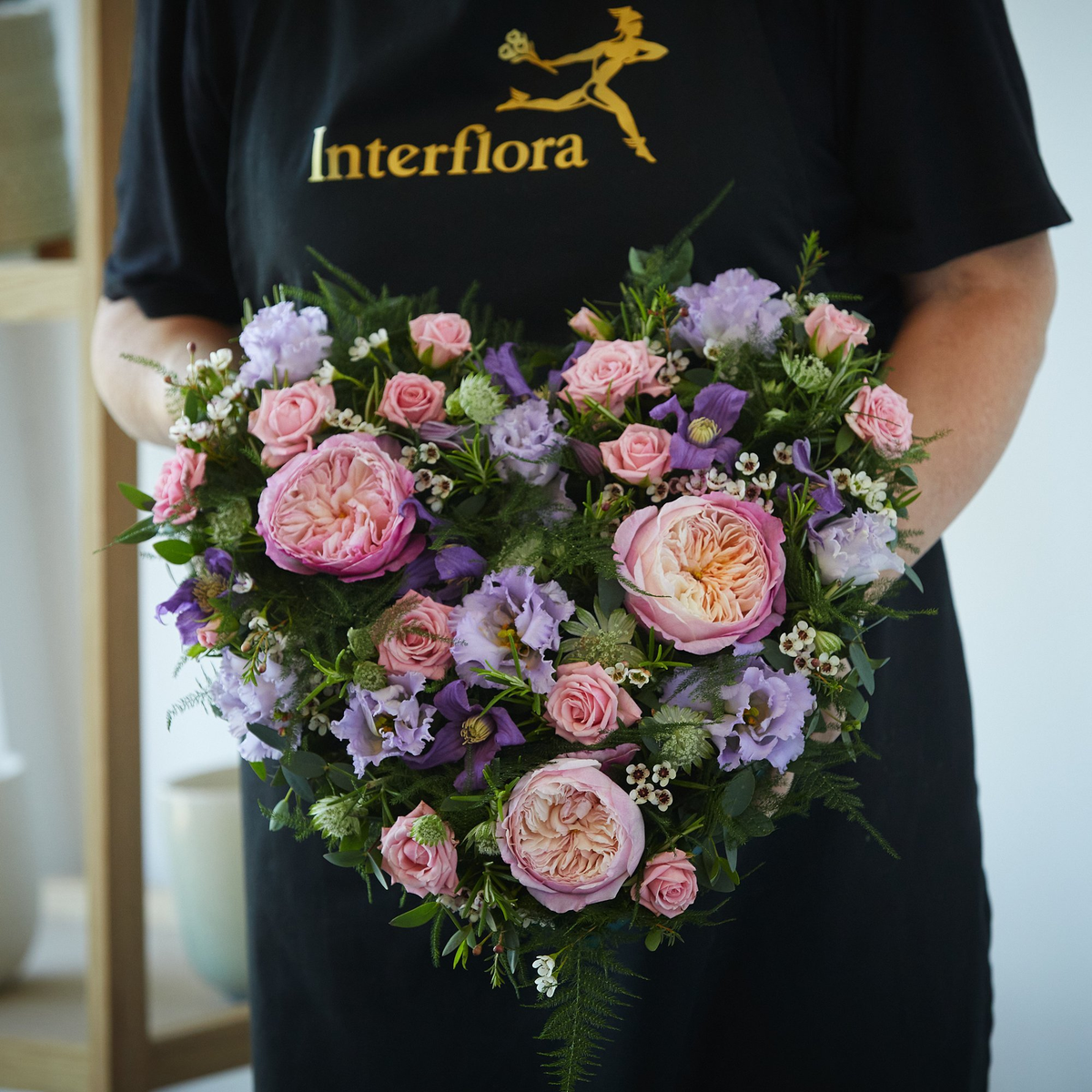 Meaningful tributes, made by hand