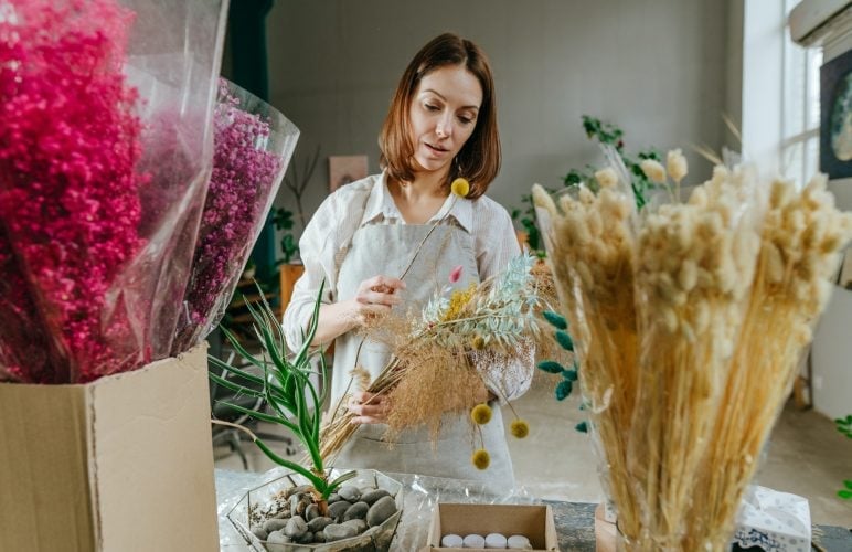 Expert Floral Care Tips: Prolong the Beauty of Your Bouquet with Welch