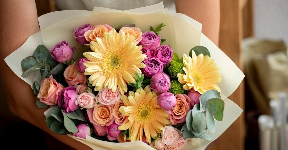 Extend the Life of Your Flower Bouquets | Preserving Techniques from Welch
