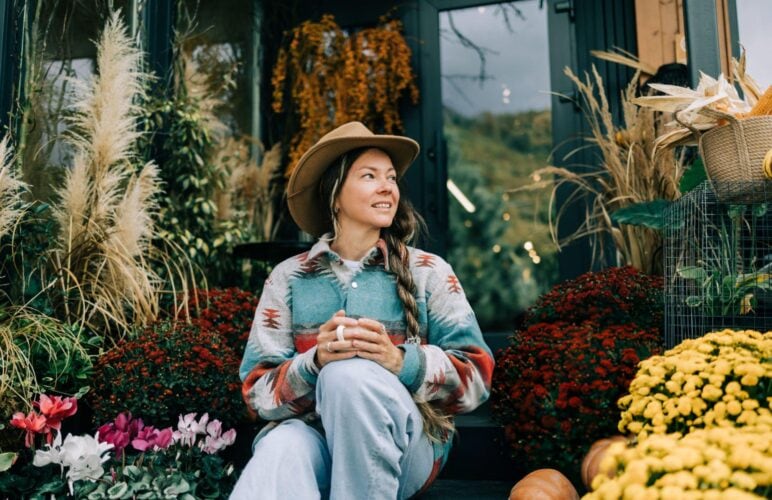 Autumn Flower Care: Addressing Seasonal Challenges